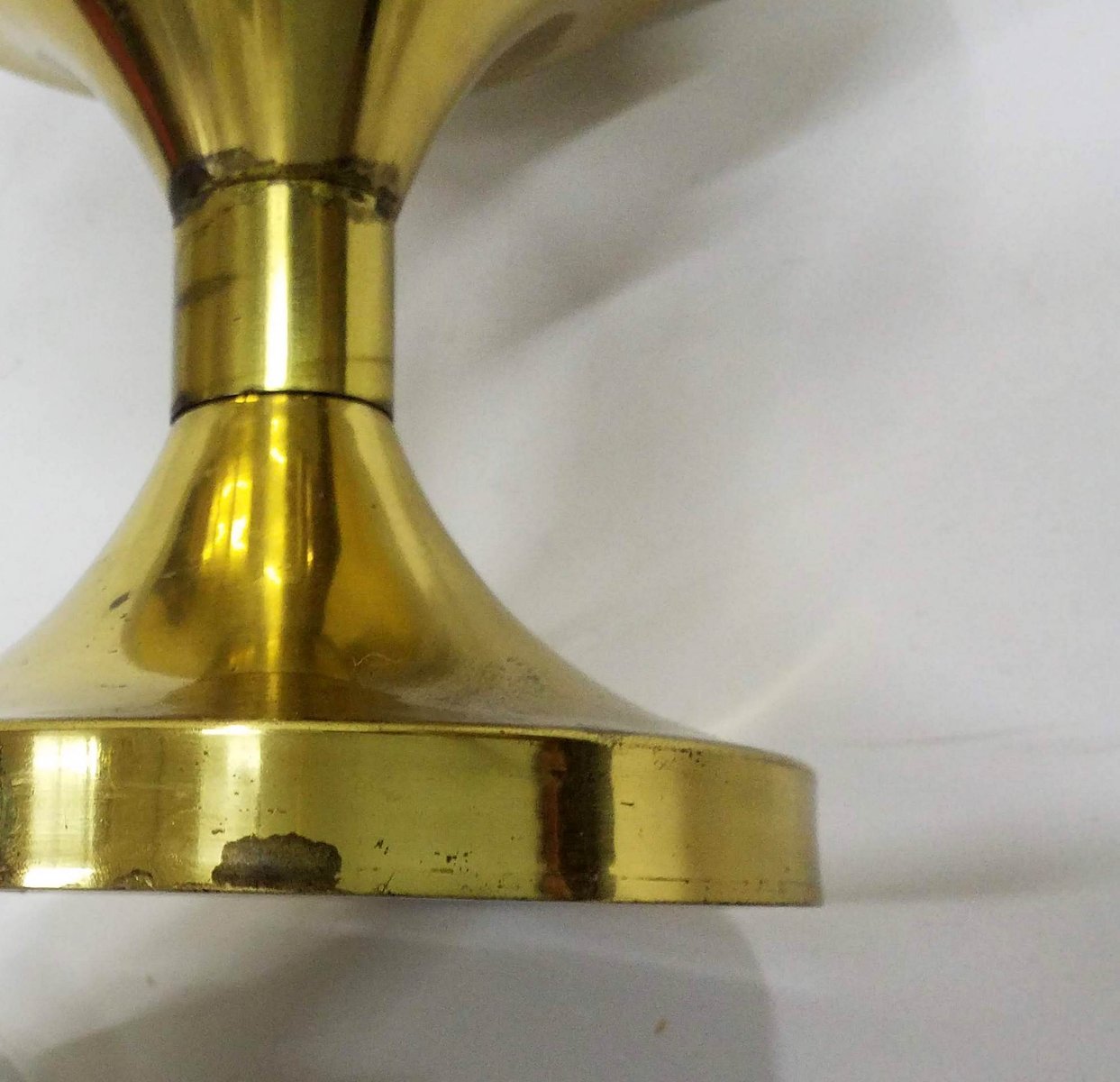 Vintage Brass Lamp With Milk Glass Shade For At Pamono Vintage Brass Lamp With Milk Glass Shade 3 350 00