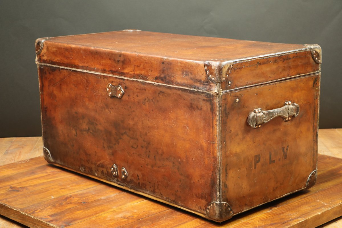 Large Vintage Leather Trunk from Louis Vuitton for sale at Pamono