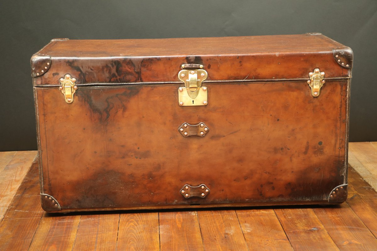 Large Vintage Leather Trunk from Louis Vuitton for sale at Pamono