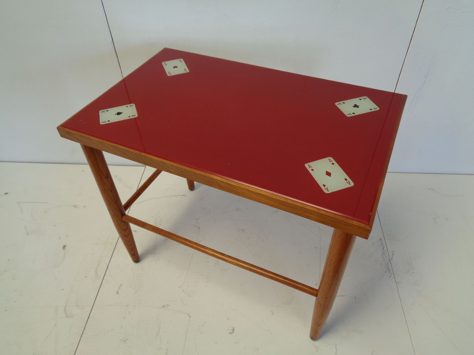 Italian Oak Side Table 1953 For At Pamono Italian Oak Side Table 1953
