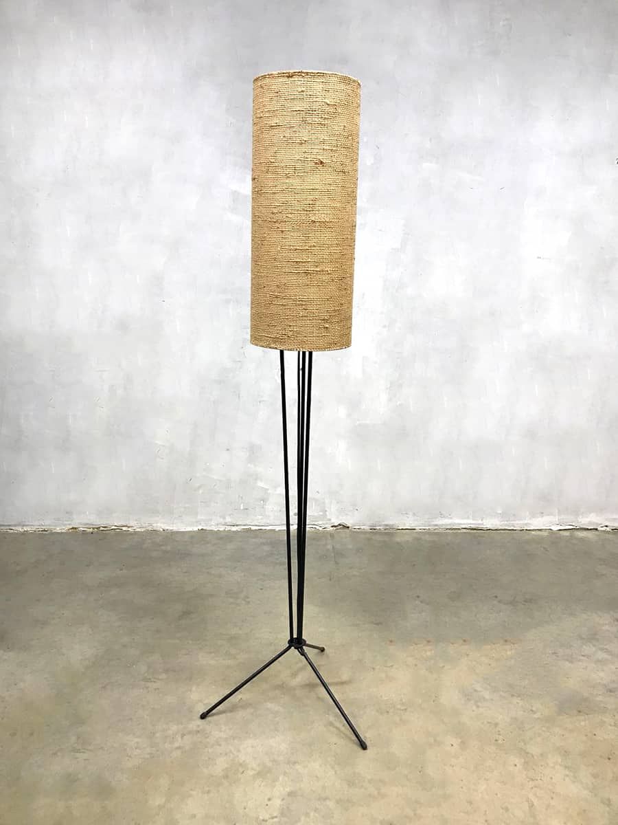 Vintage Italian Tripod Floor Lamp For At Pamono Vintage Italian Tripod Floor Lamp