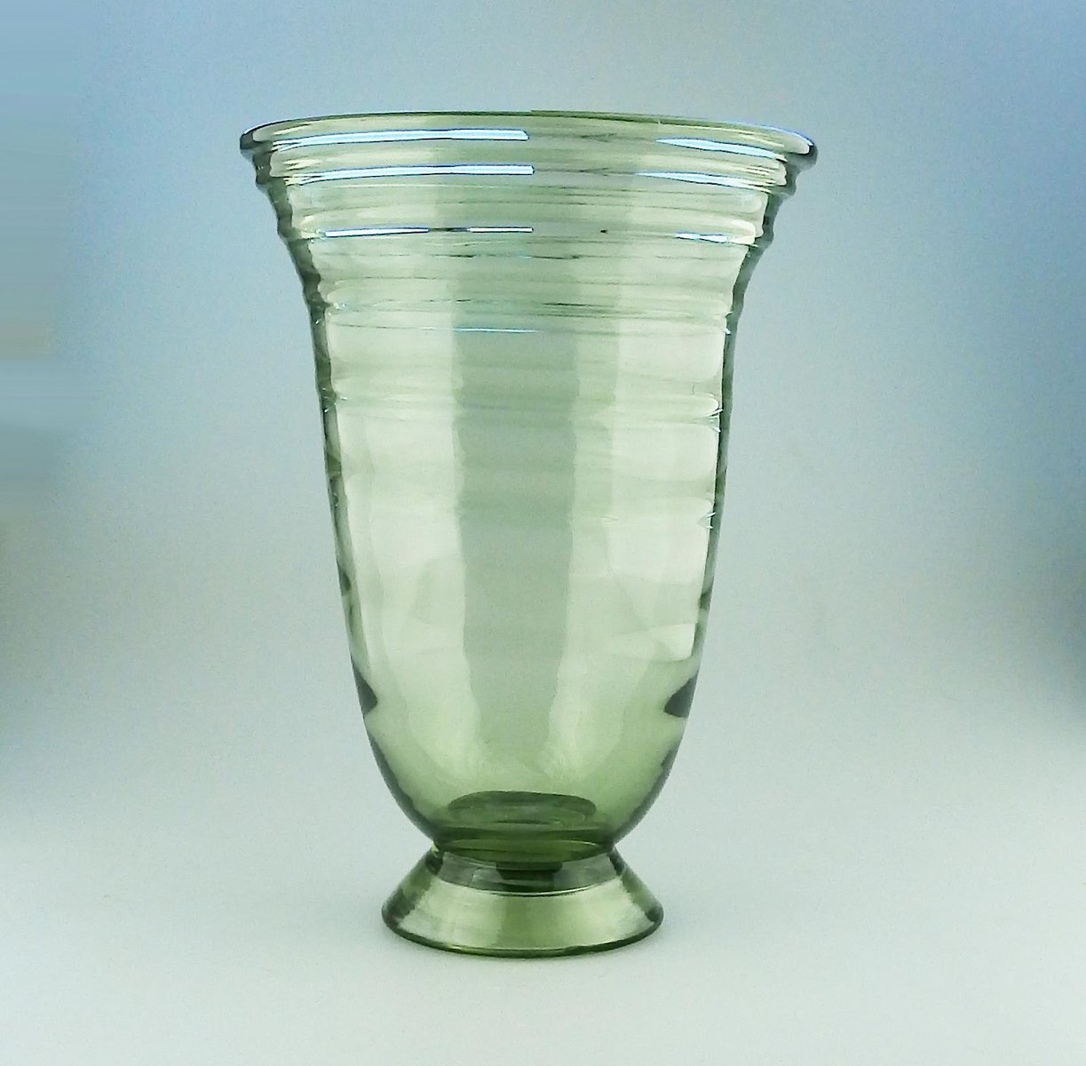 Large Vintage Ribbed Glass Vase From Whitefriars 1950s For Sale