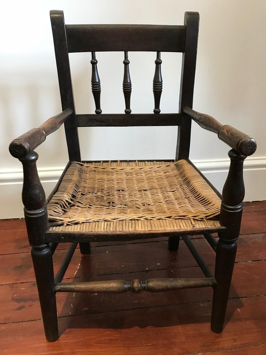 Antique Child's Oak Spindle Back Chair For Sale At Pamono Antique Child's Oak Spindle Back Chair - Antique Child's Oak Spindle Back Chair For Sale At Pamono