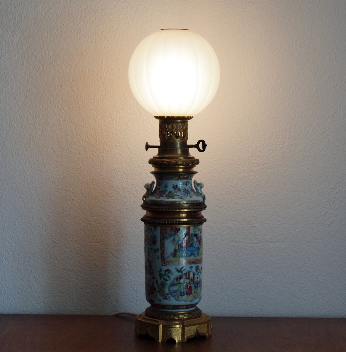 Antique Hand Painted Porcelain Table Lamp For At Pamono Antique Hand Painted Porcelain Table Lamp