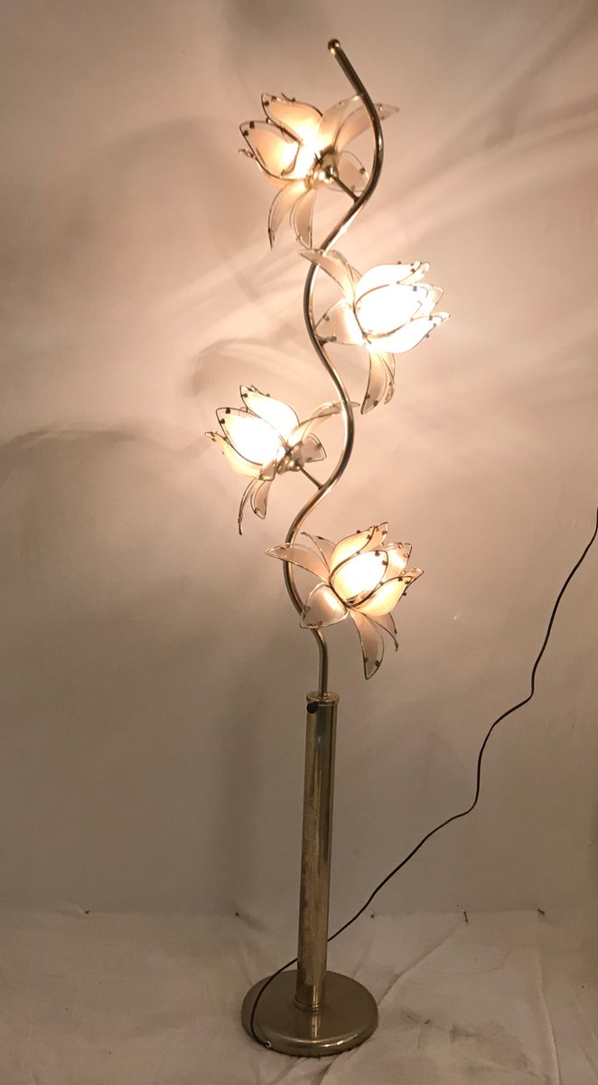 MidCentury Italian Glass Flower Floor Lamp for sale at Pamono