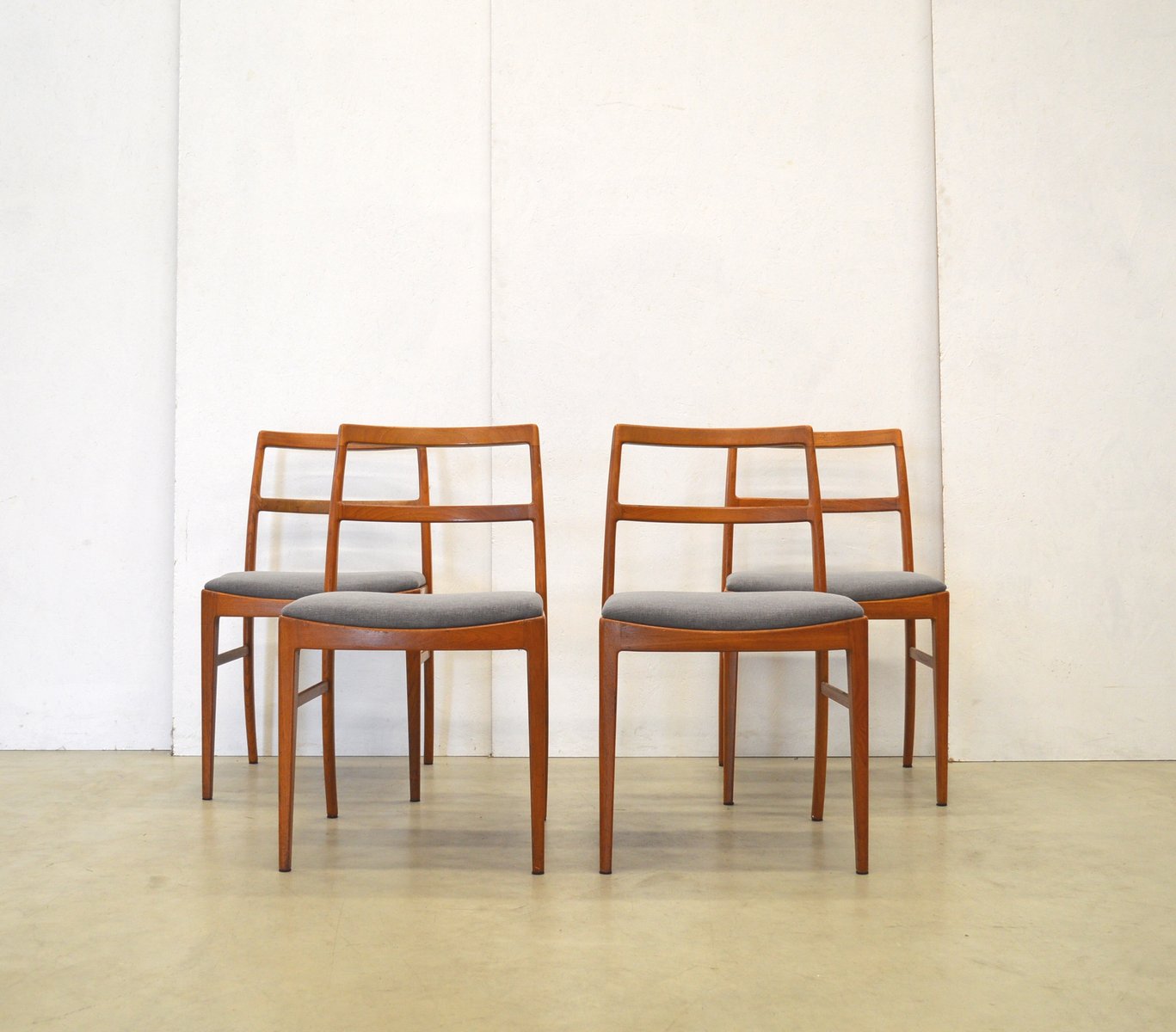 Chaise de salle à manger 430 mid century en teck par arne vodder pour sibast mobler set de 4