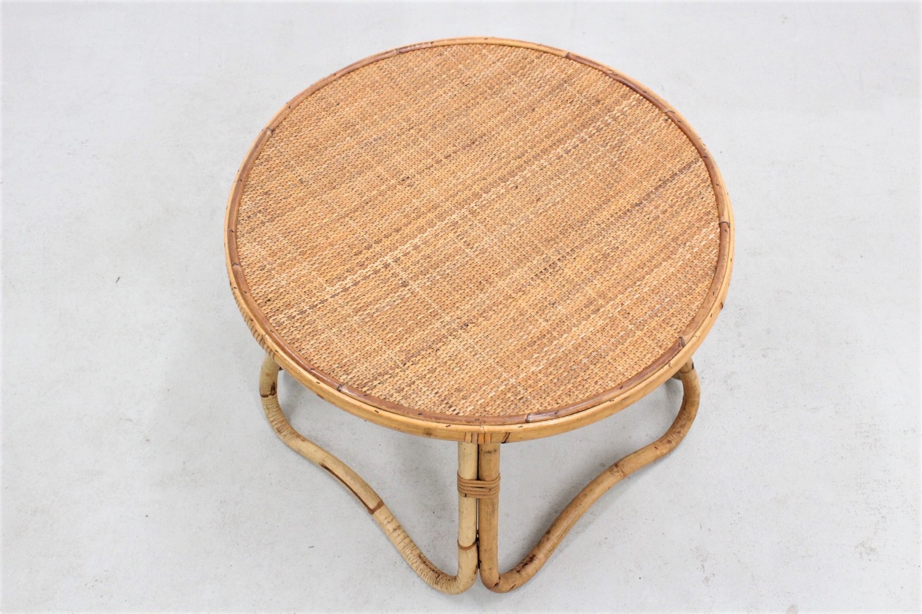 Mid Century Italian Round Rattan Coffee Table From Pierantonio Mid Century Italian Round Rattan Coffee