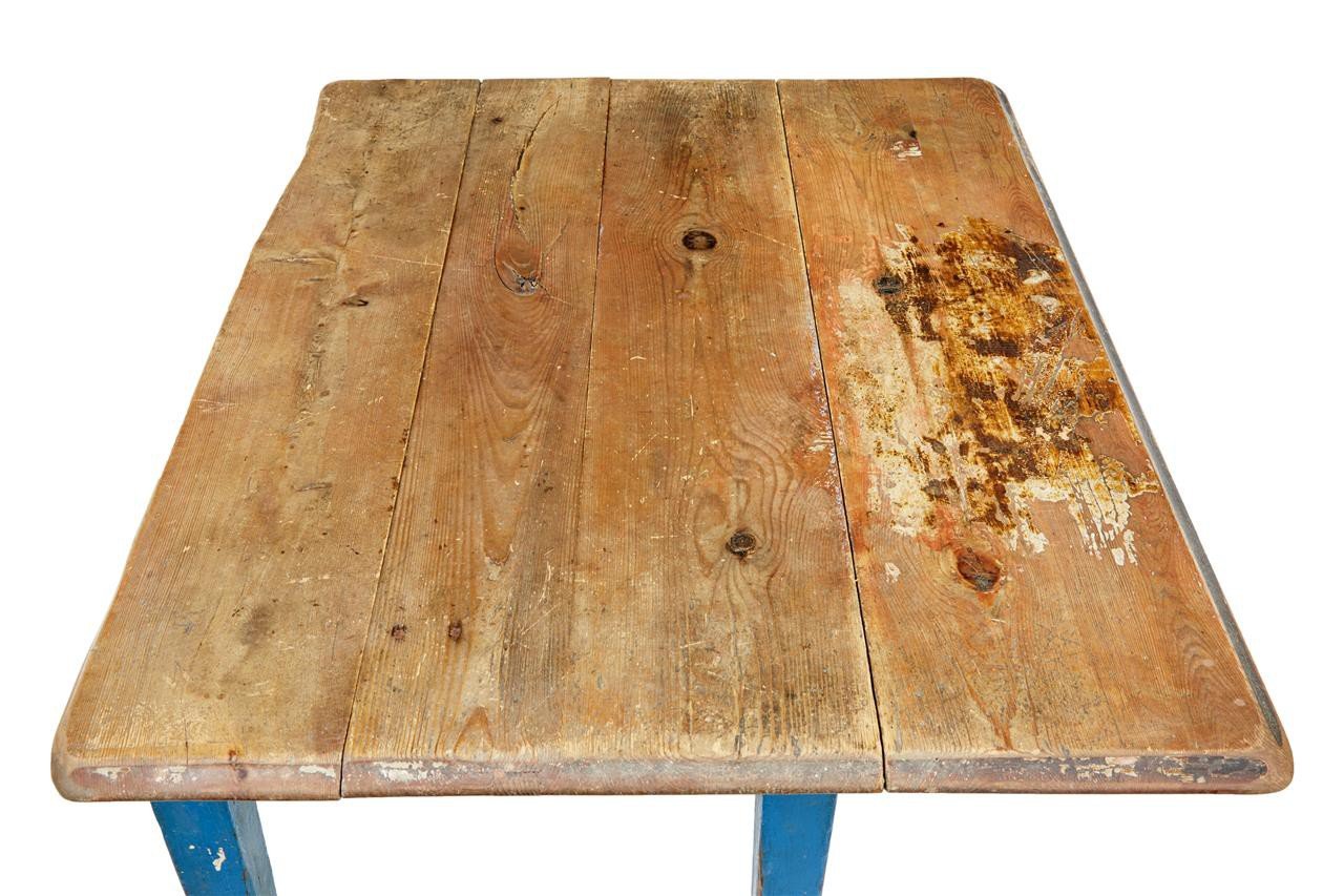 Mesa de cocina abatible sueca antigua de pino en venta en Pamono Mesa de cocina abatible sueca antigua de pino en venta en Pamono