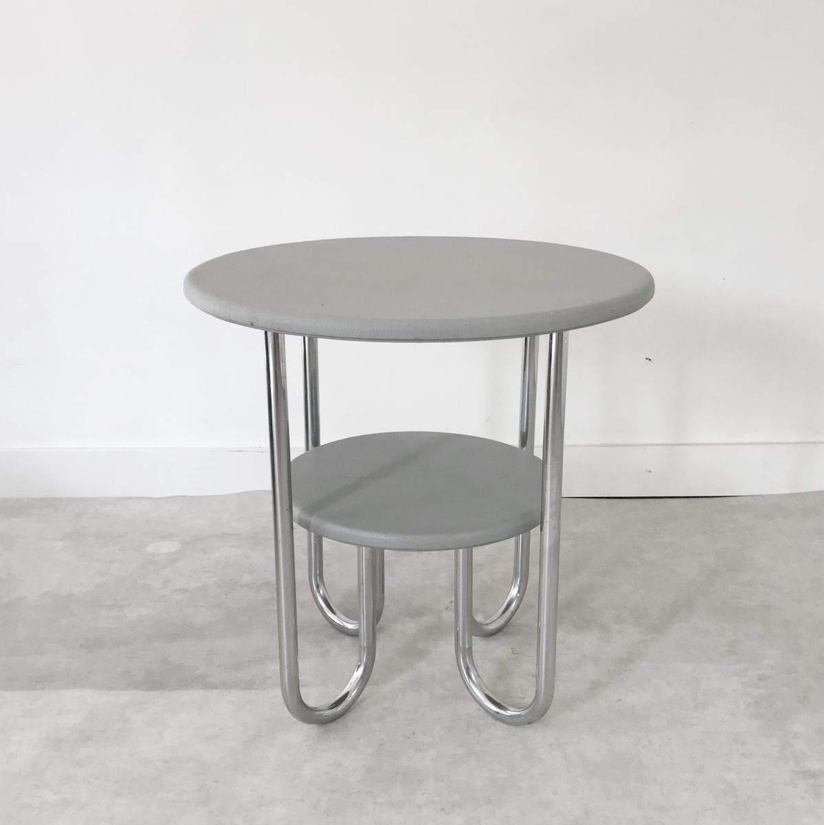 French Side Table, 1950s for sale at Pamono SIDE TABLE Z BLACK | |
