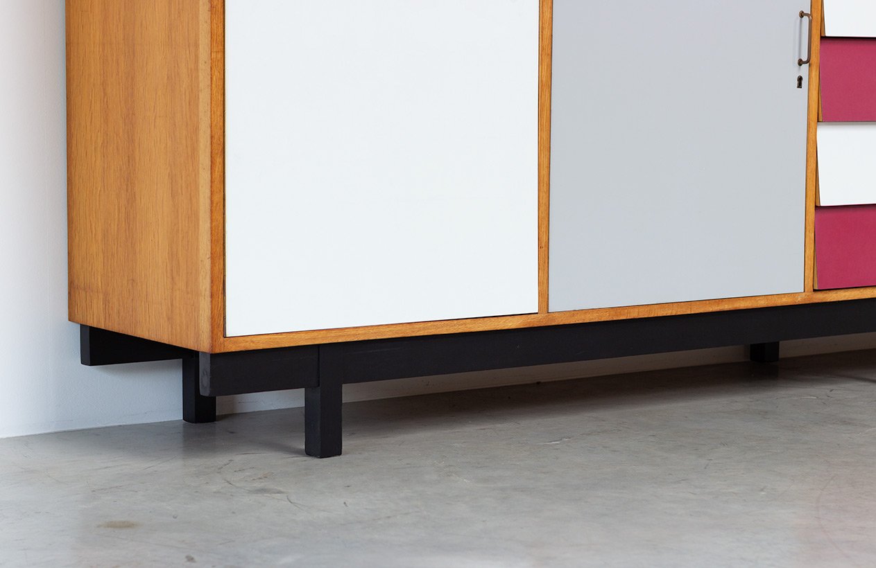 Credenza in formica colorata, anni '50 in vendita su Pamono