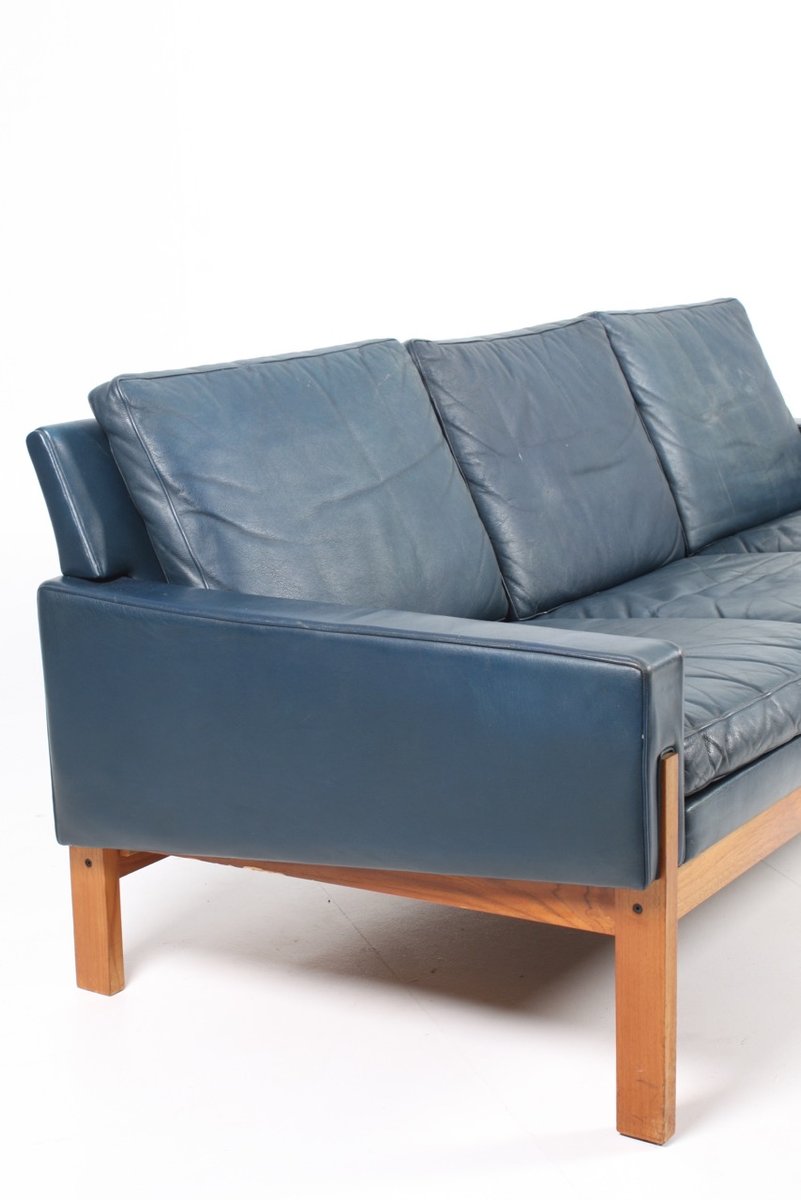 Blue Leather Sofa 1960s For At Pamono Blue Leather Sofa 1960s 8 Sek 17 856 00