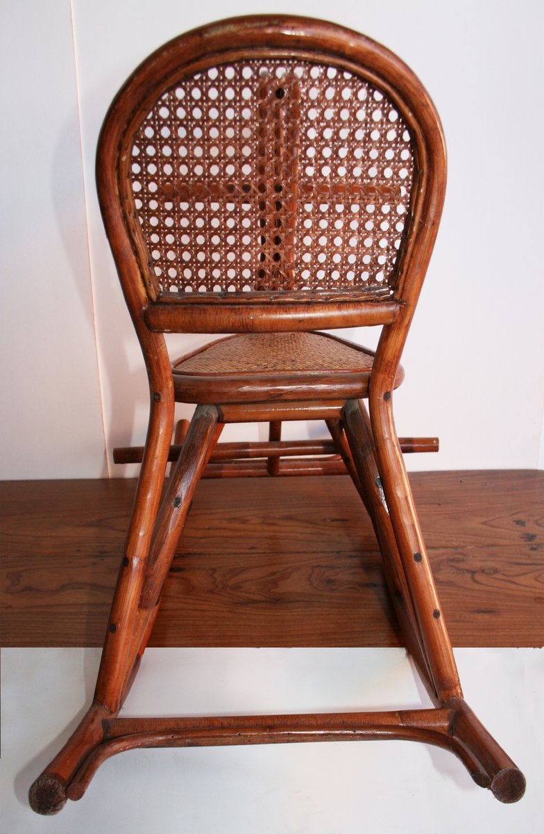 Schaukelstuhl für Kinder aus Bugholz & Rattan, 1930er bei Pamono kaufen