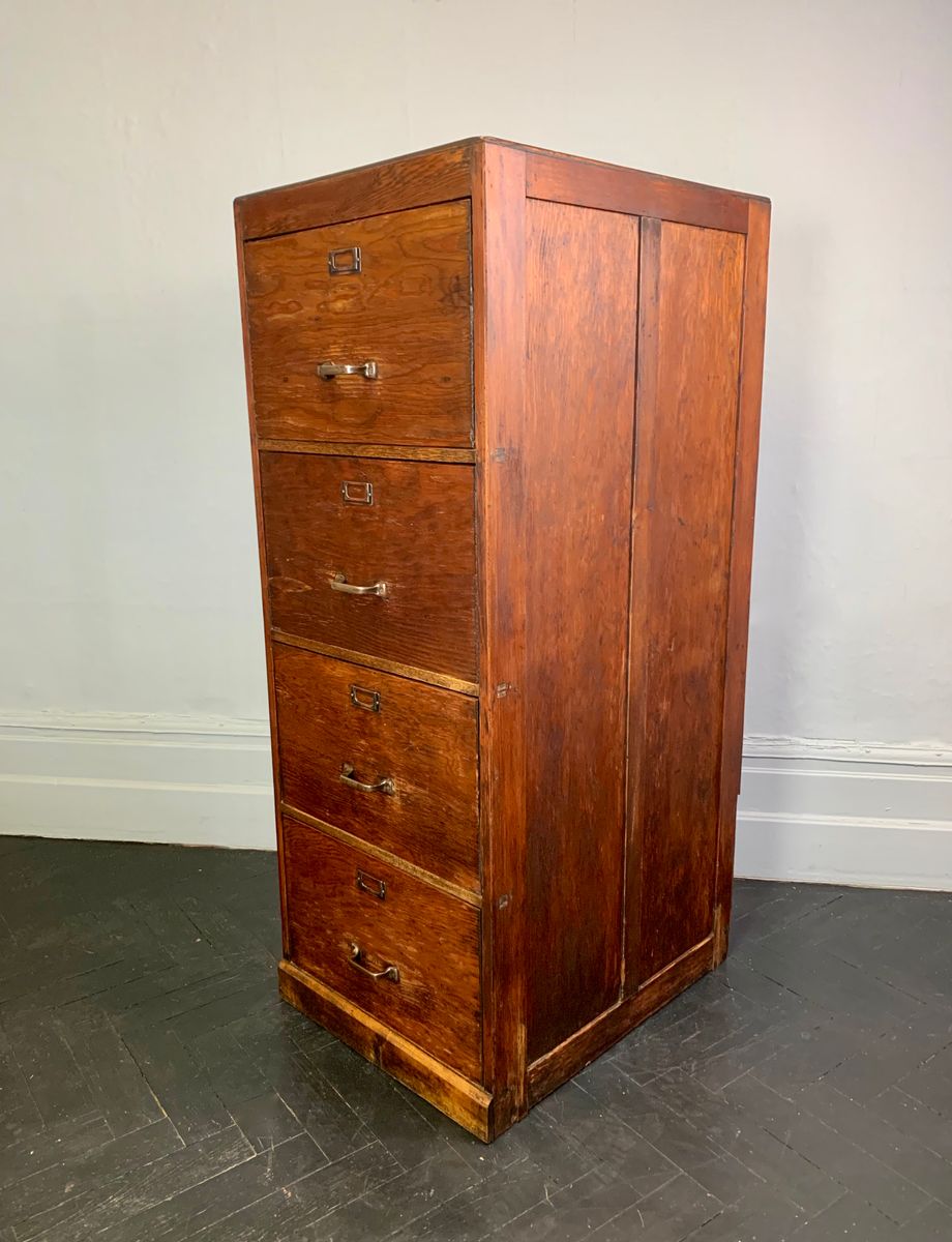 Großer Vintage Aktenschrank aus Holz bei Pamono kaufen