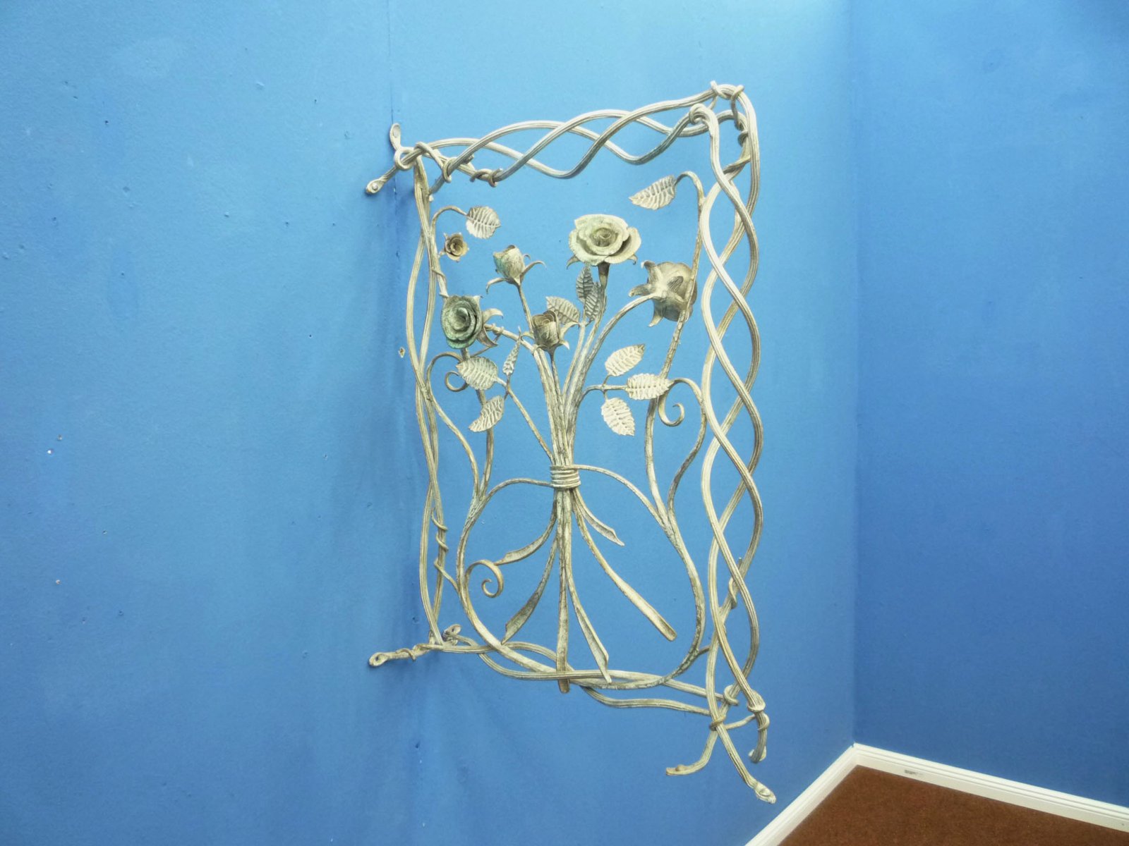 MidCentury Handmade Metal Wall Hanger for sale at Pamono