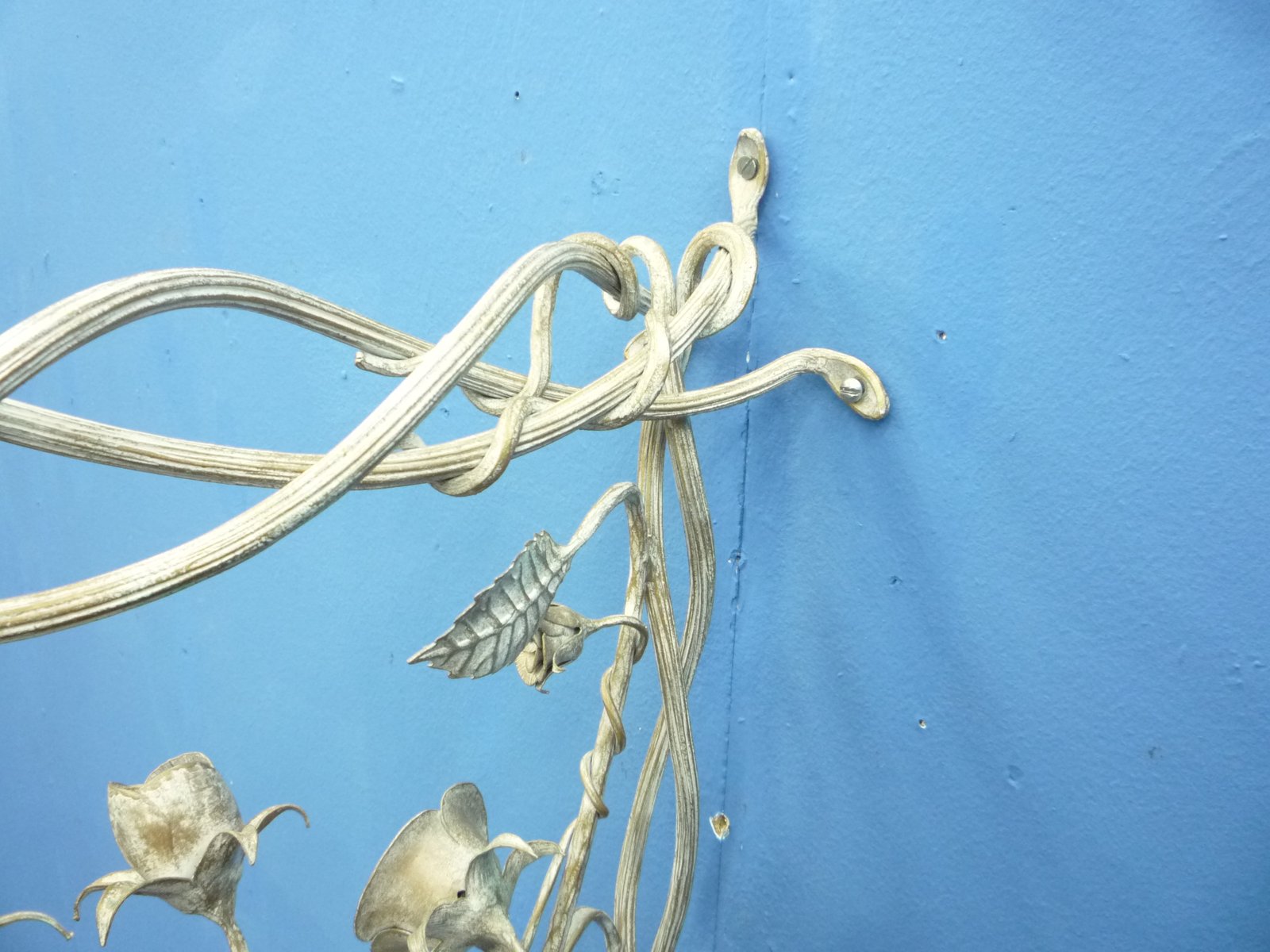 MidCentury Handmade Metal Wall Hanger for sale at Pamono