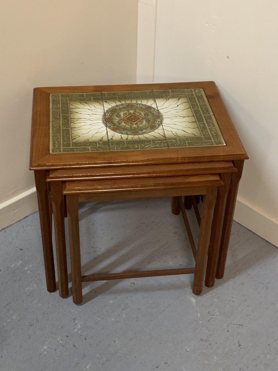 Dänische Vintage Satztische mit Fliesenplatten bei Pamono kaufen