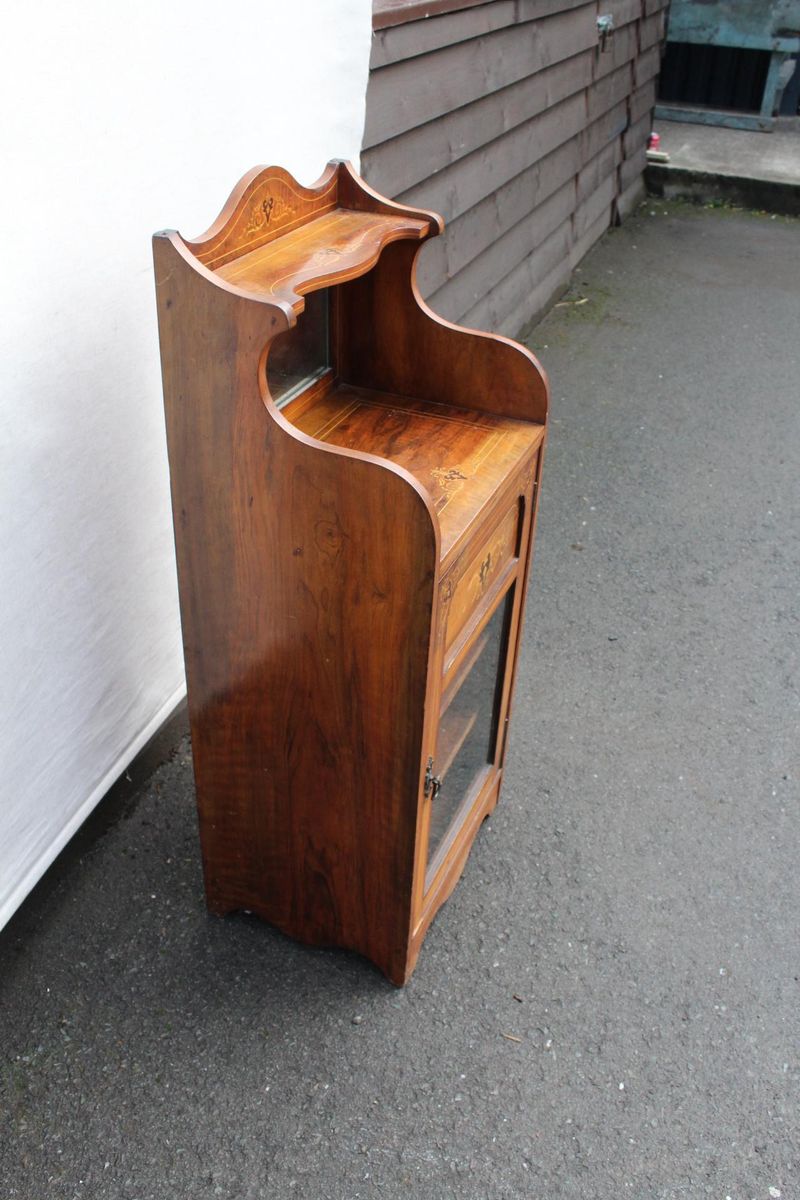 Kleiner Schrank aus Mahagoni, 1910er bei Pamono kaufen