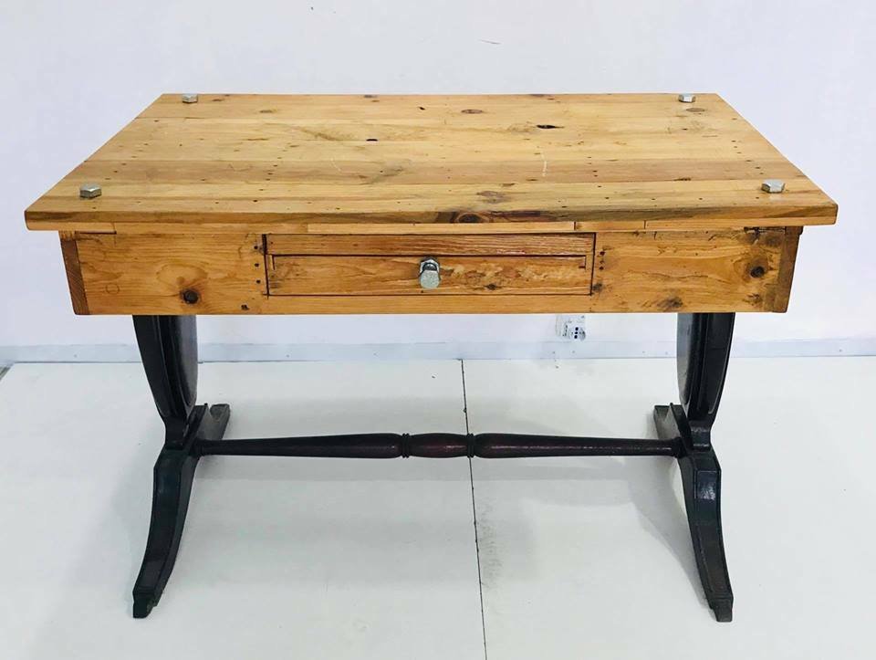 Schreibtisch Holz Vintage 2021 Schreibtisch Holz Vintage 2021