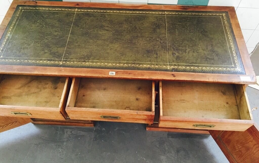 Schreibtisch Holz Vintage 2021 Schreibtisch Holz Vintage 2021