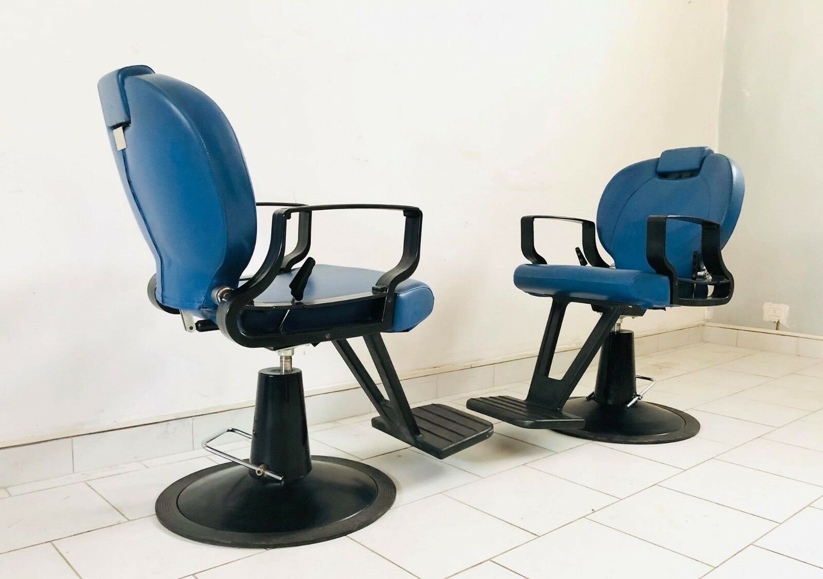 Vintage Blue Barber Chair, 1980s for sale at Pamono