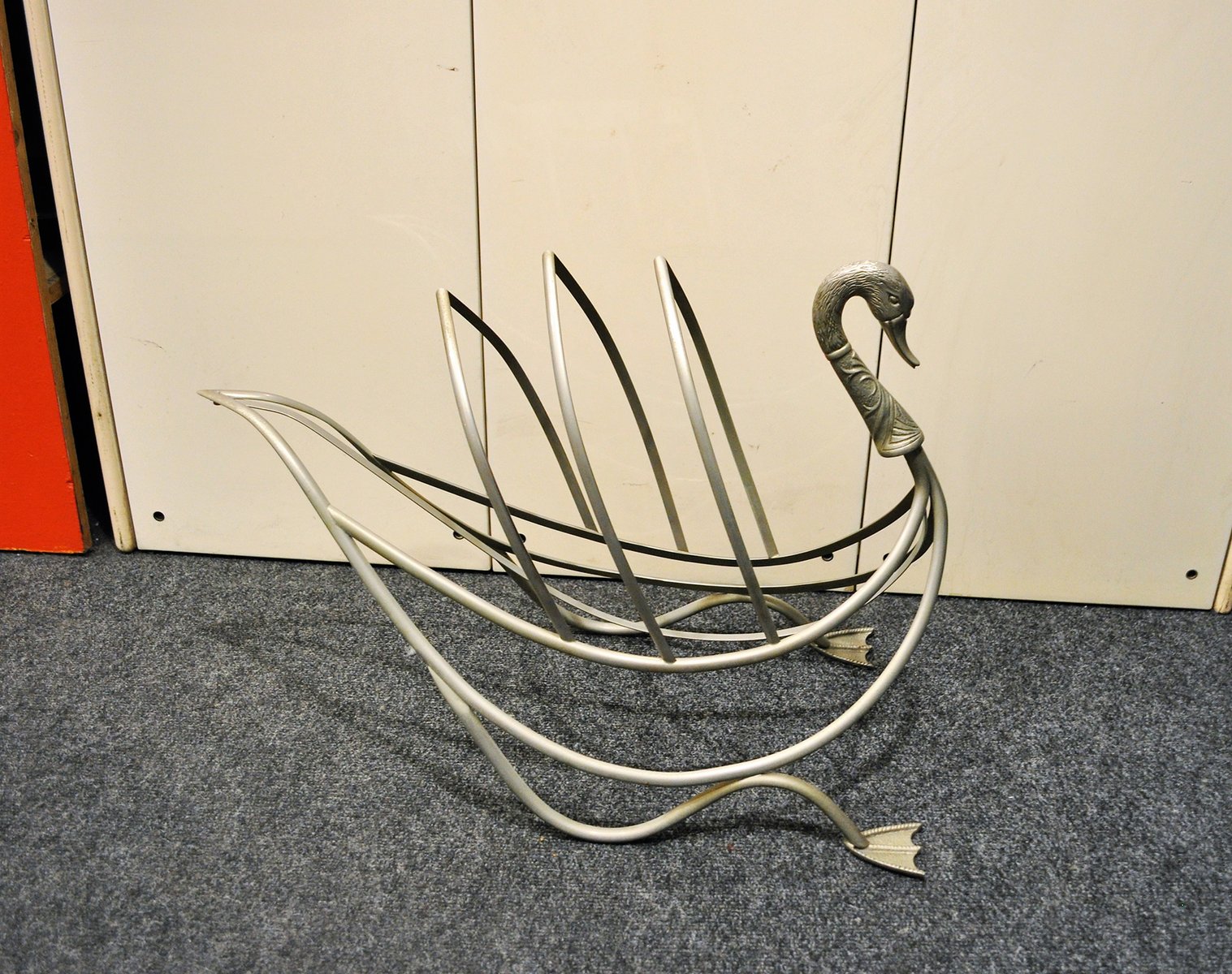 Italian NickelPlated Brass Magazine Rack, 1970s for sale at Pamono