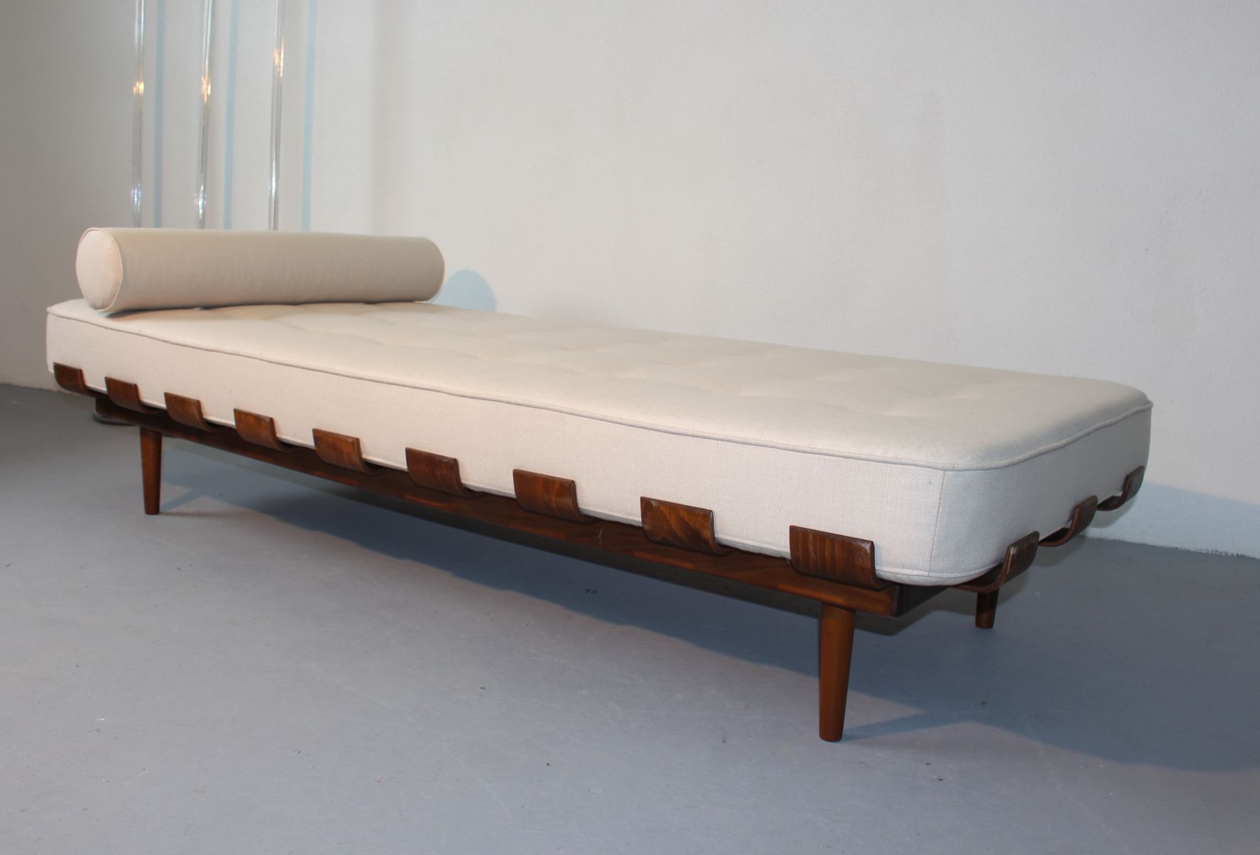 South American Plywood Daybed, 1950s for sale at Pamono