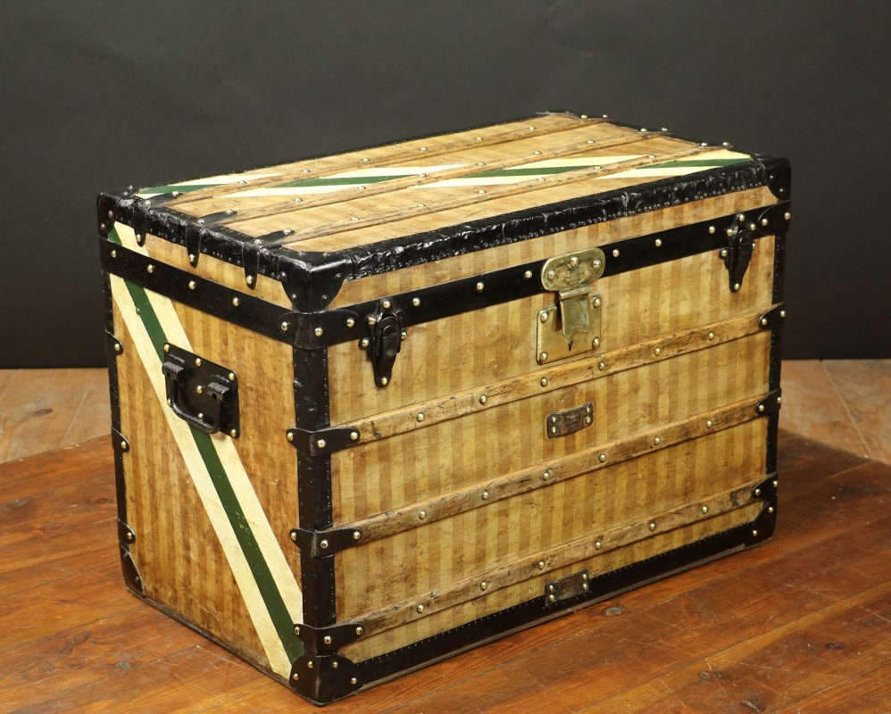 Antique Trunk from Louis Vuitton for sale at Pamono