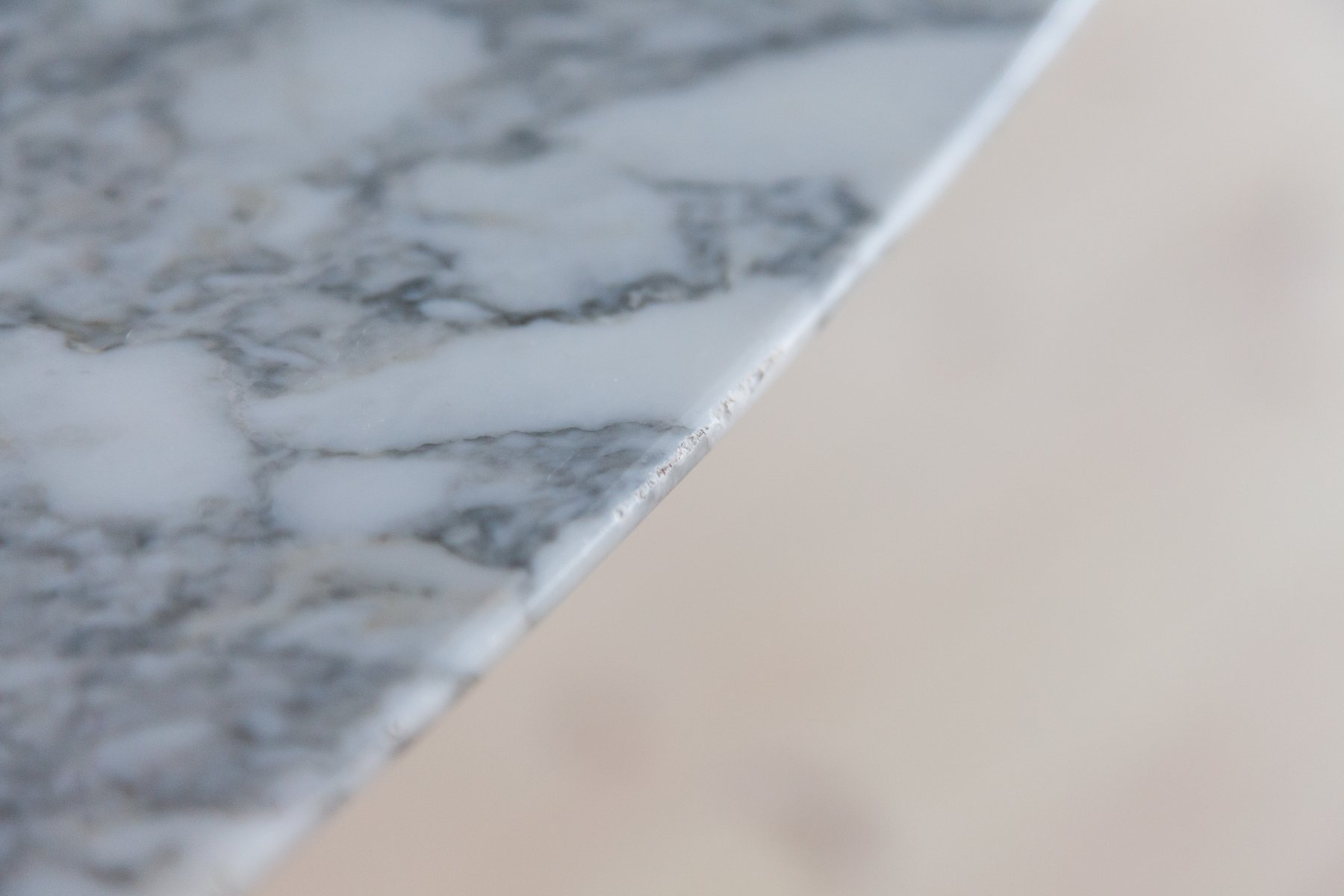 Vintage Oval Dining Room Table by Eero Saarinen for Knoll Inc, 1958 for