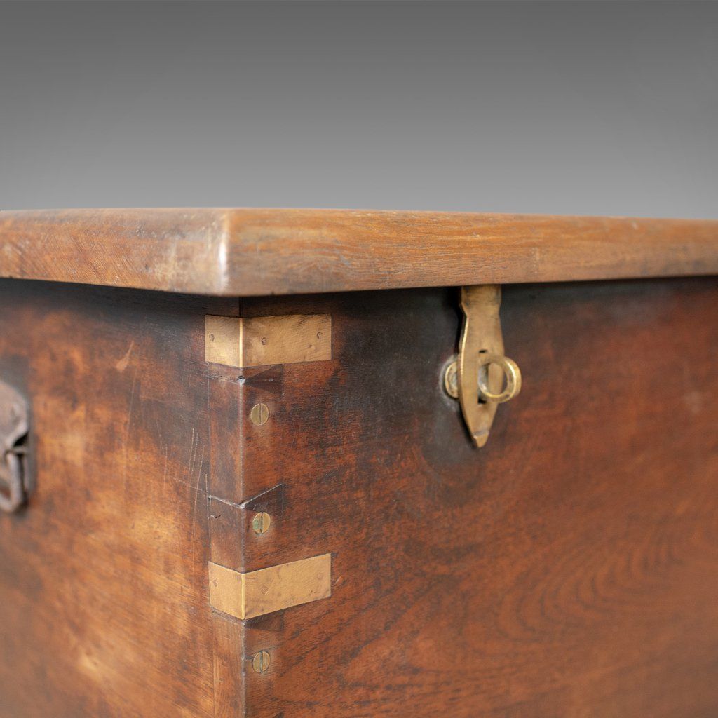 Antique Teak Dowry Chest for sale at Pamono