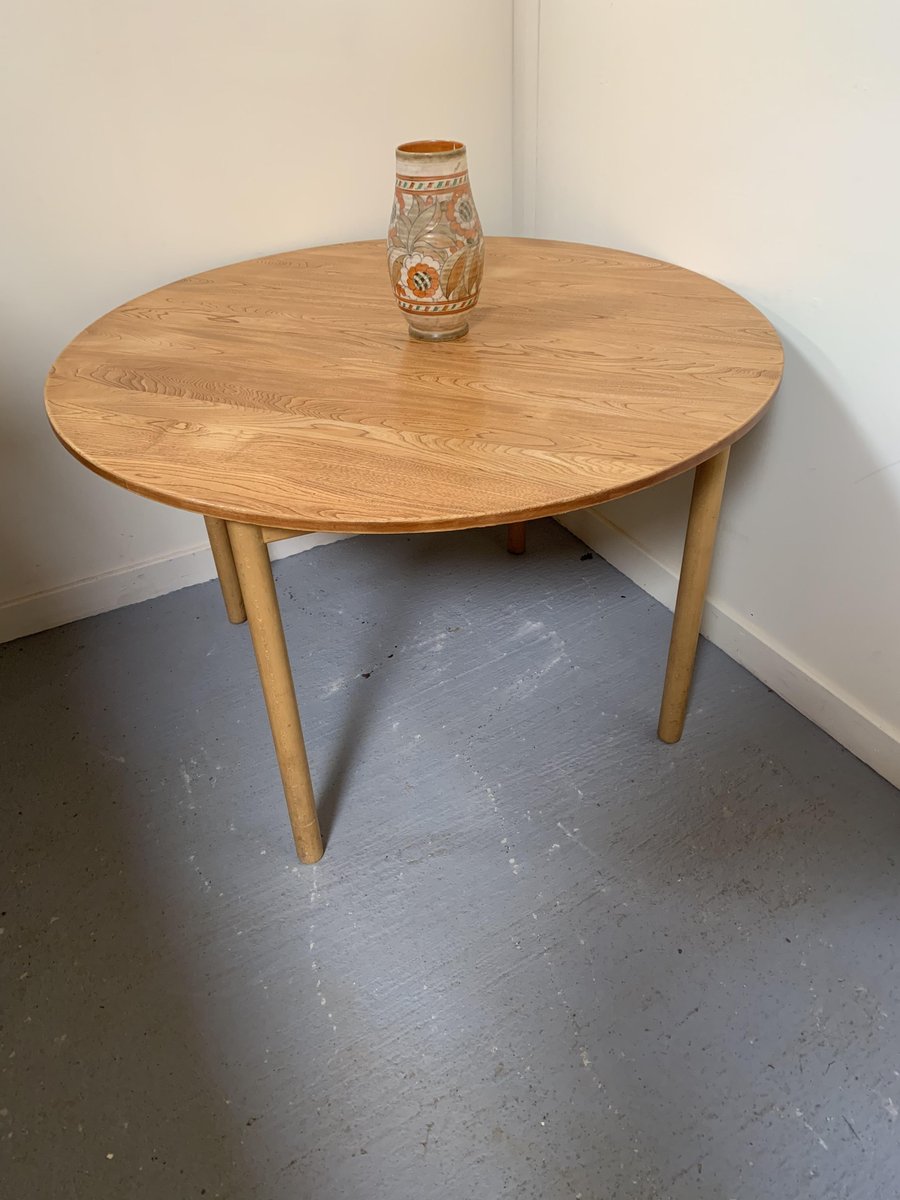Vintage Elm Dining Table from Ercol, 1960s for sale at Pamono