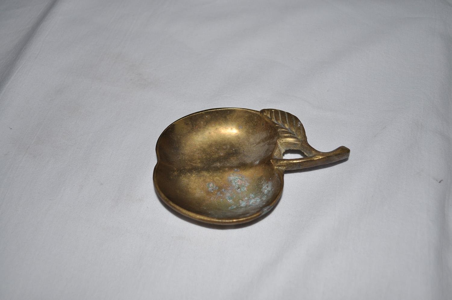 Turkish Brass Apple Ashtray, 1970s for sale at Pamono