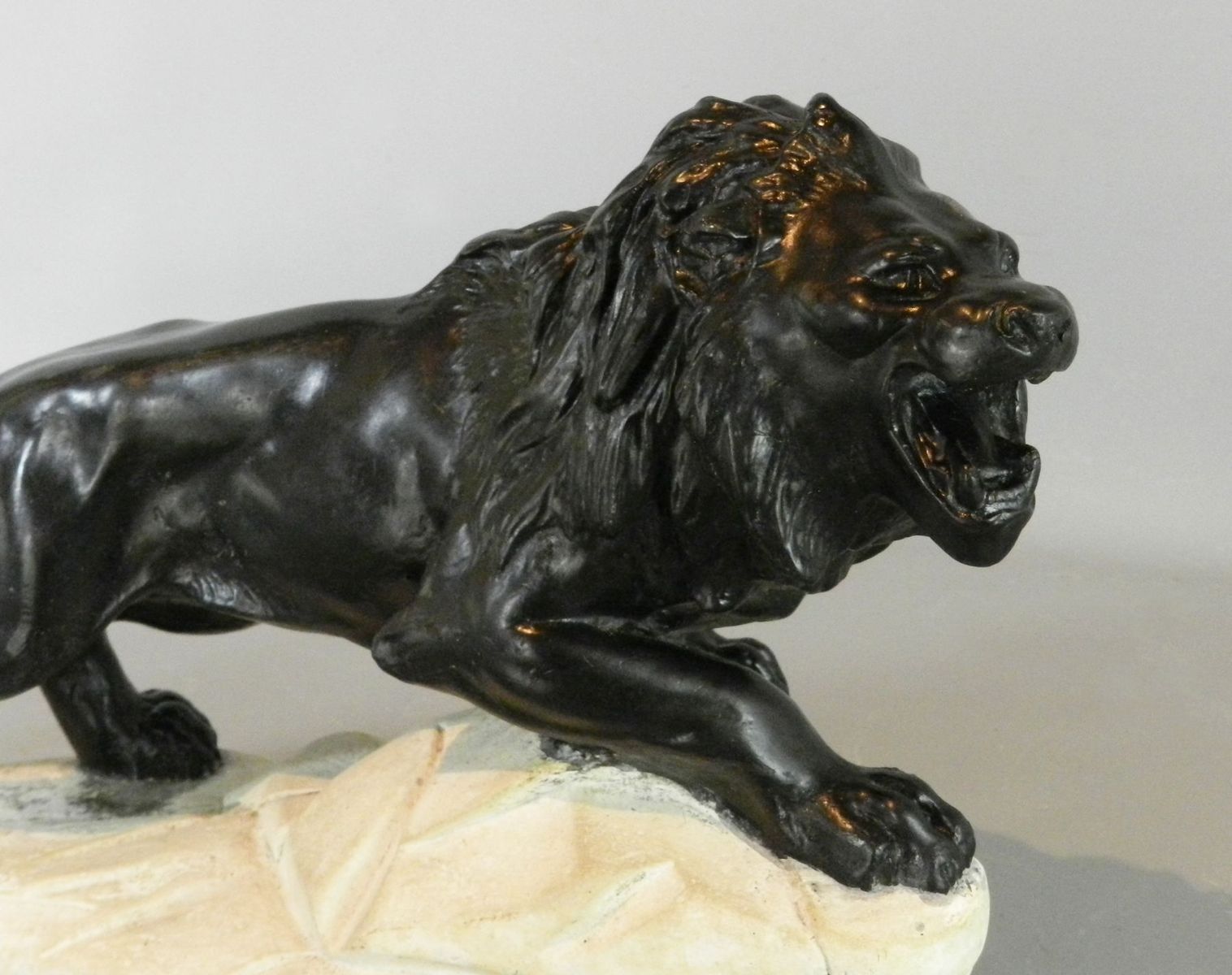 Plaster Lion Sculpture from Biagioni for sale at Pamono