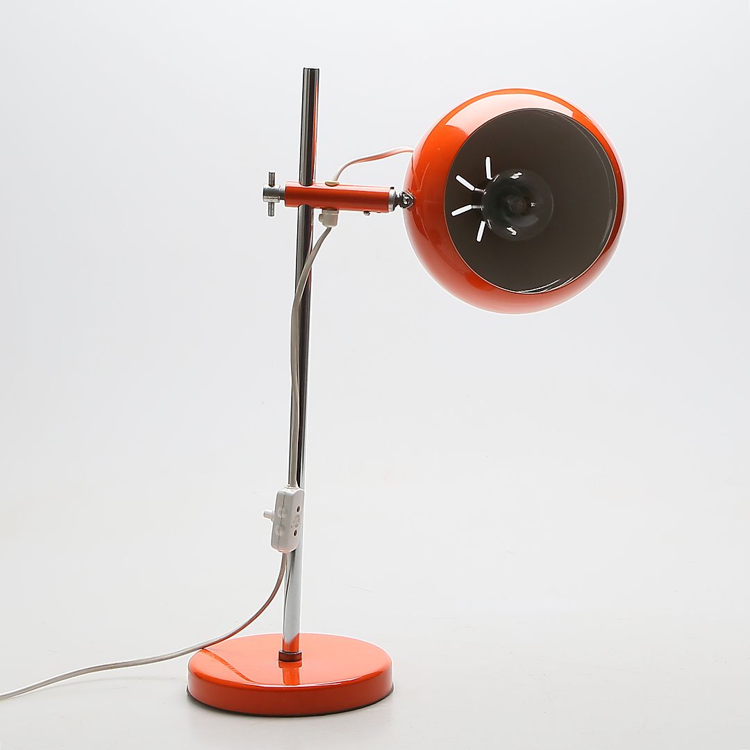 Lampada da tavolo rossa, anni '70 in vendita su Pamono