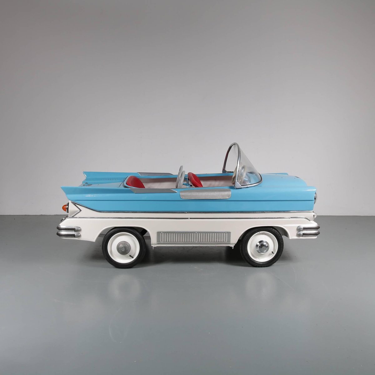 carousel car by karel baeyens for l autopede dodge 1960s GG-450036