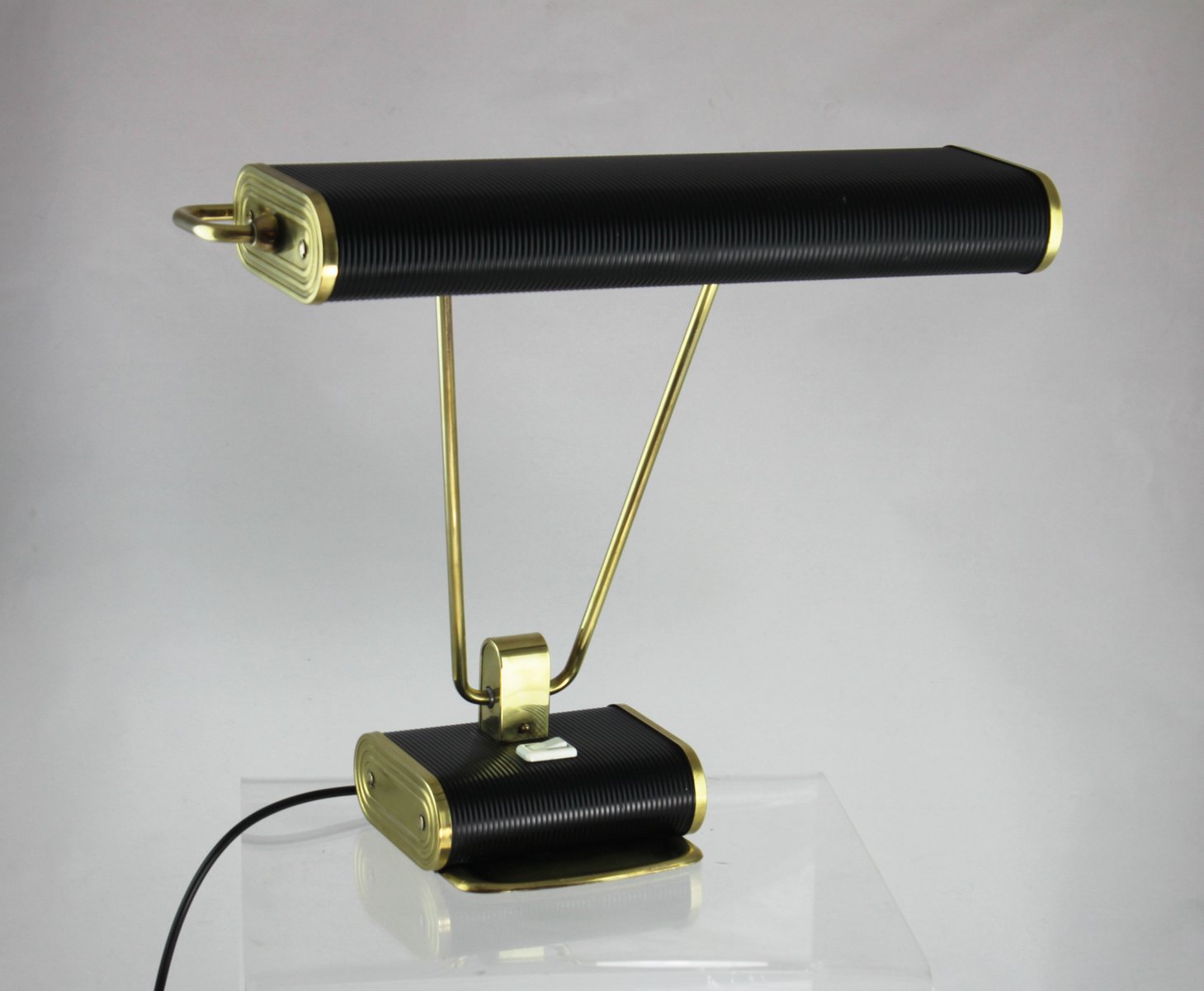 Franzosische Art Deco Tischlampe Aus Aluminium Metall Von Eileen