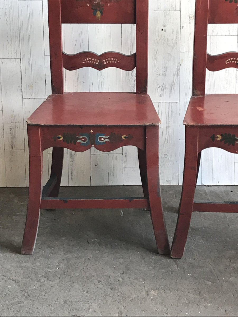 Antike Esszimmerstühle aus lackiertem Holz, 4er Set bei Pamono kaufen