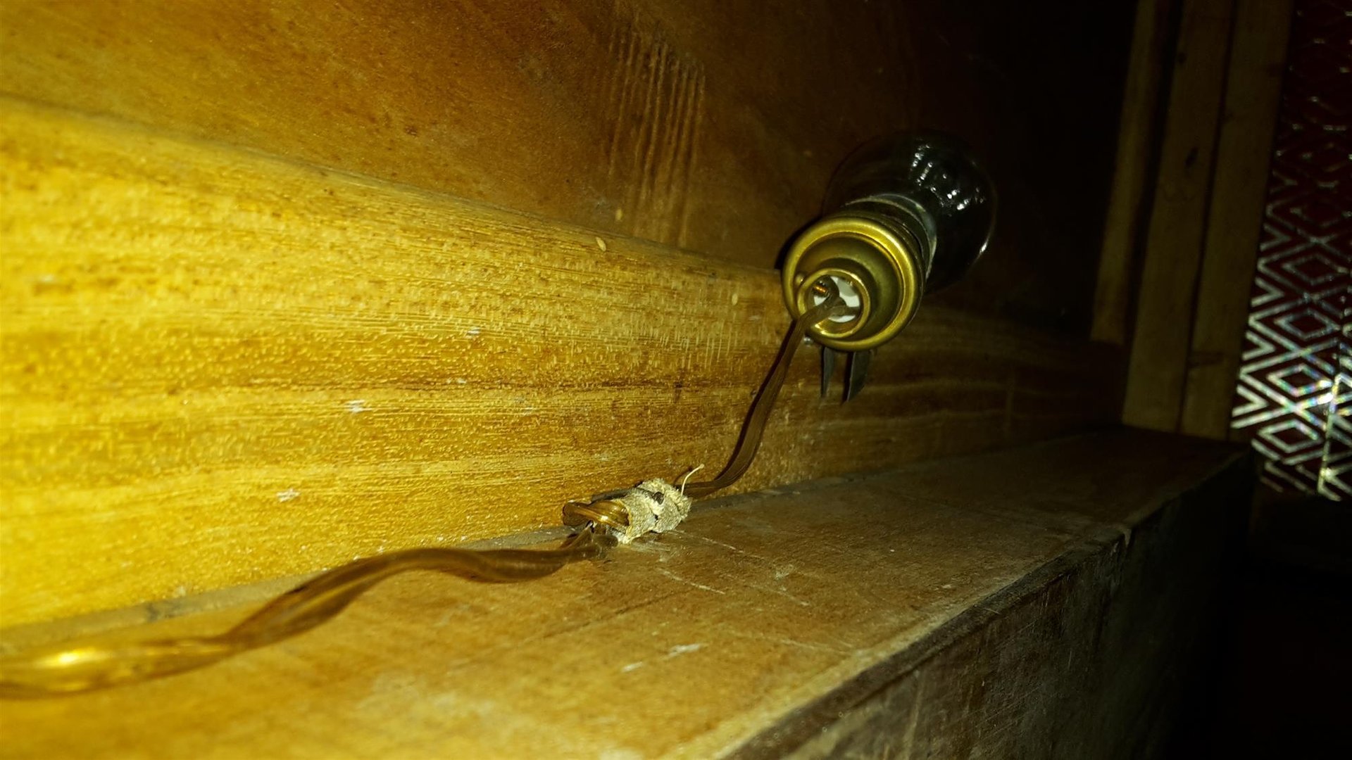 Antiker Barschrank Mit Klappe