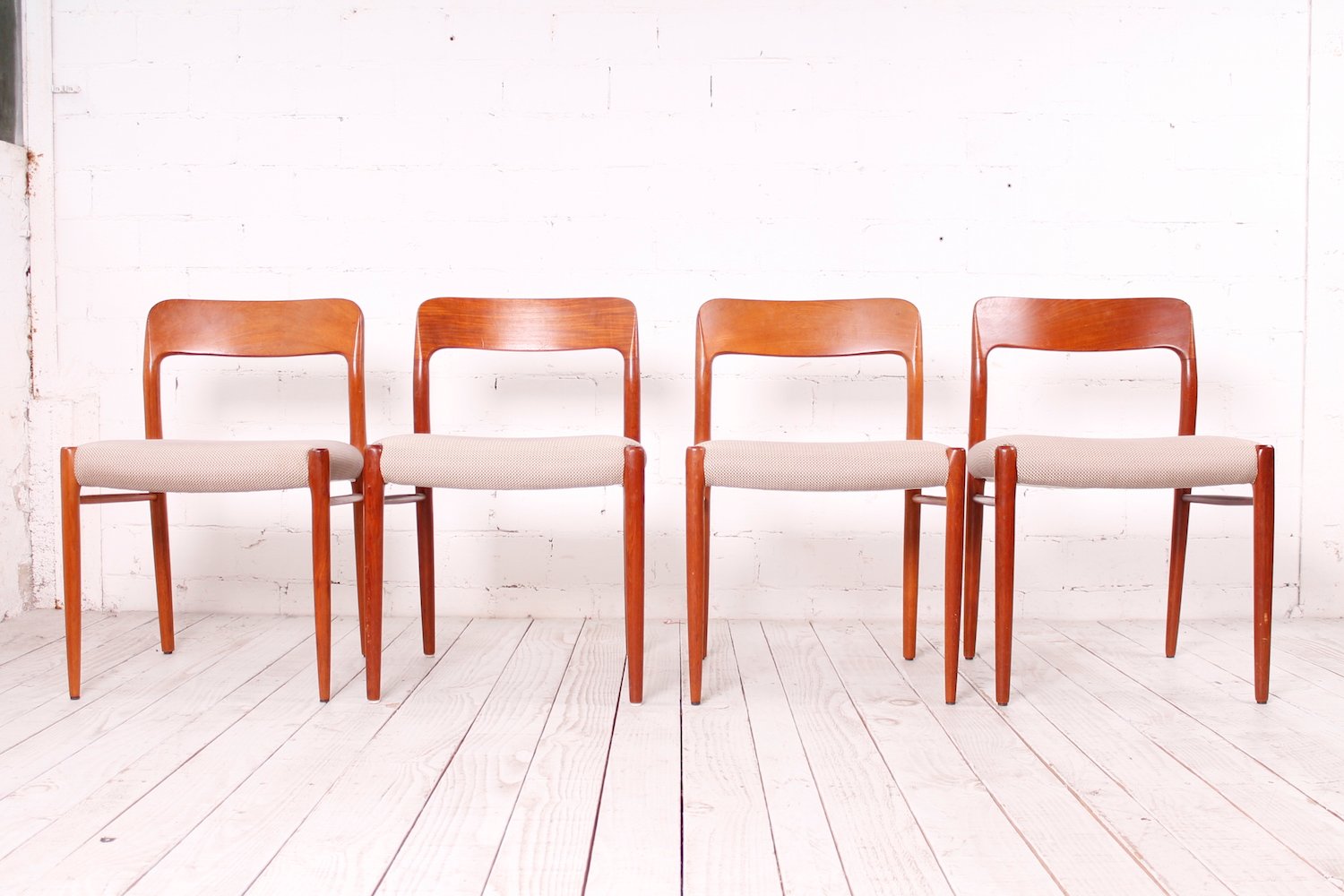 Moderne Dänische Esszimmerstühle Aus Teak Im Skandinavischen Stil Von Niels Otto Møller Für Jl Møllers 1960er 4er Set