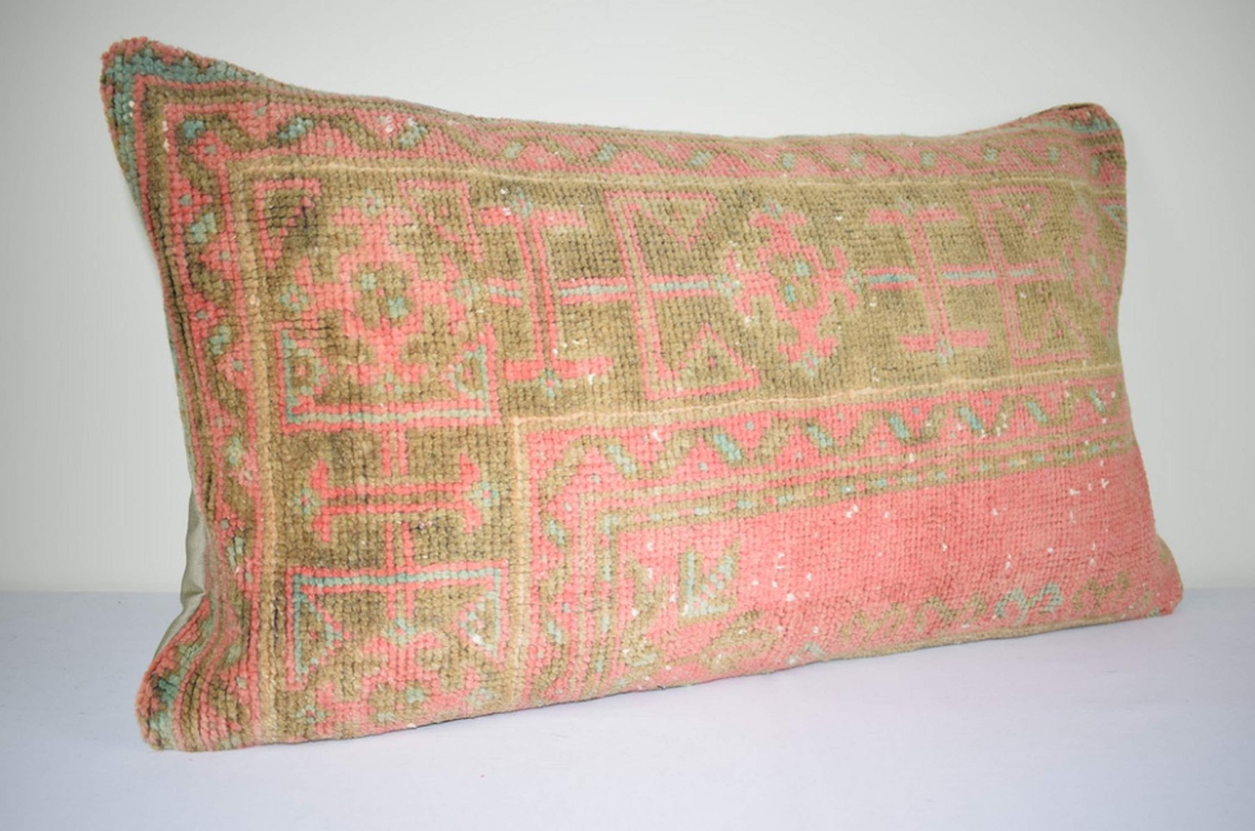 cover distressed small  rug,Vintage turkish oushak pillow 20x14inc pillows throw pillow.50x30cm cushion decor