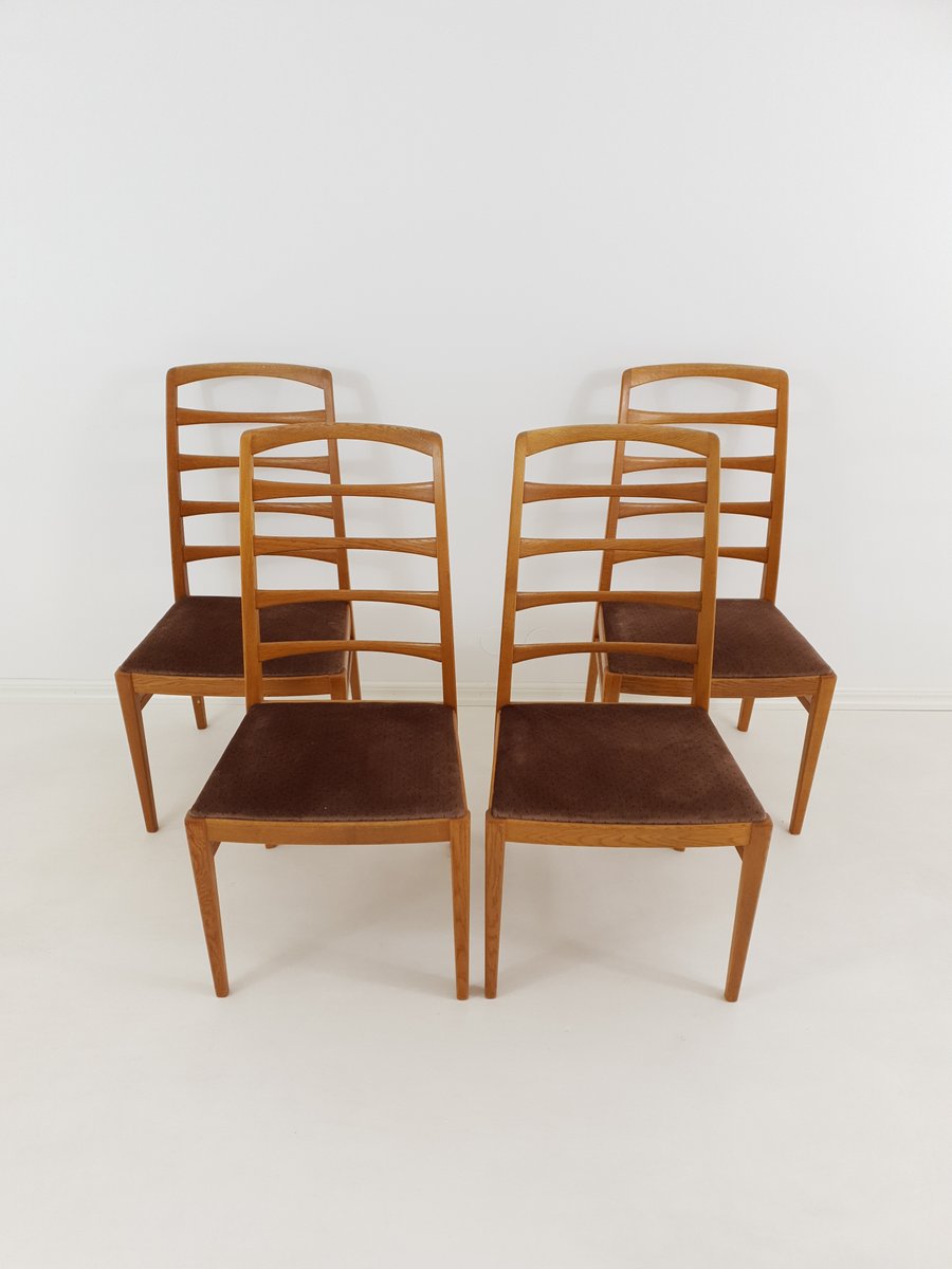 oak benches with backs on Swedish Oak And Wood Dining Chairs By Bertil Fridhagen For Bodafors 1950s Set Of 4 For Sale At Pamono