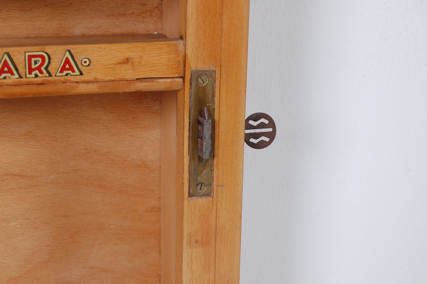 Hängender Vlahov Zara Barschrank, 1930er bei Pamono kaufen