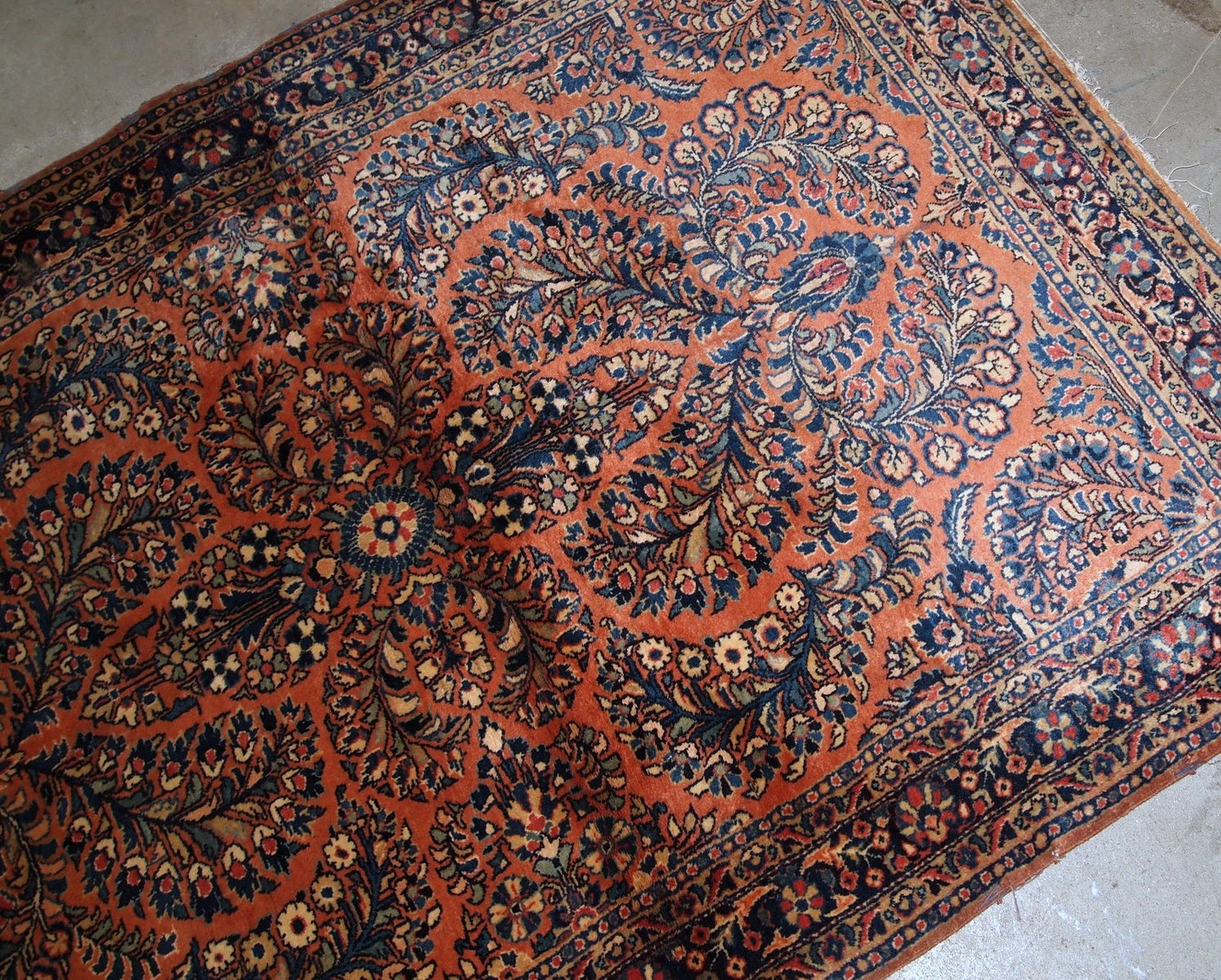 Vintage Middle Eastern Rug, 1920s for sale at Pamono