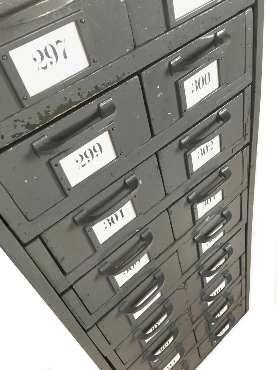 Industrieller Vintage Schubladenschrank aus Holz, 1970er bei Pamono kaufen