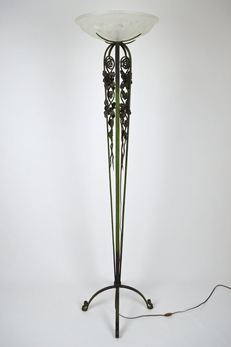 Lampadaire Art Déco en Fer France, 1930s en vente sur Pamono Lampadaire Art Déco en Fer France, 1930s en vente sur Pamono