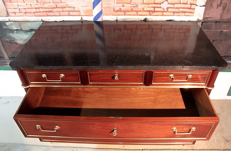 Antique Mahogany Veneer and Black Marble Dresser for sale at Pamono
