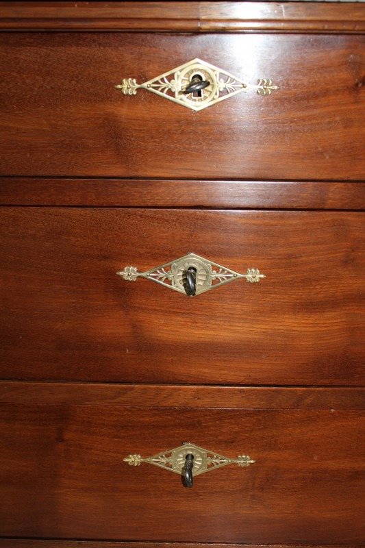 Antique Mahogany Veneer Dresser for sale at Pamono