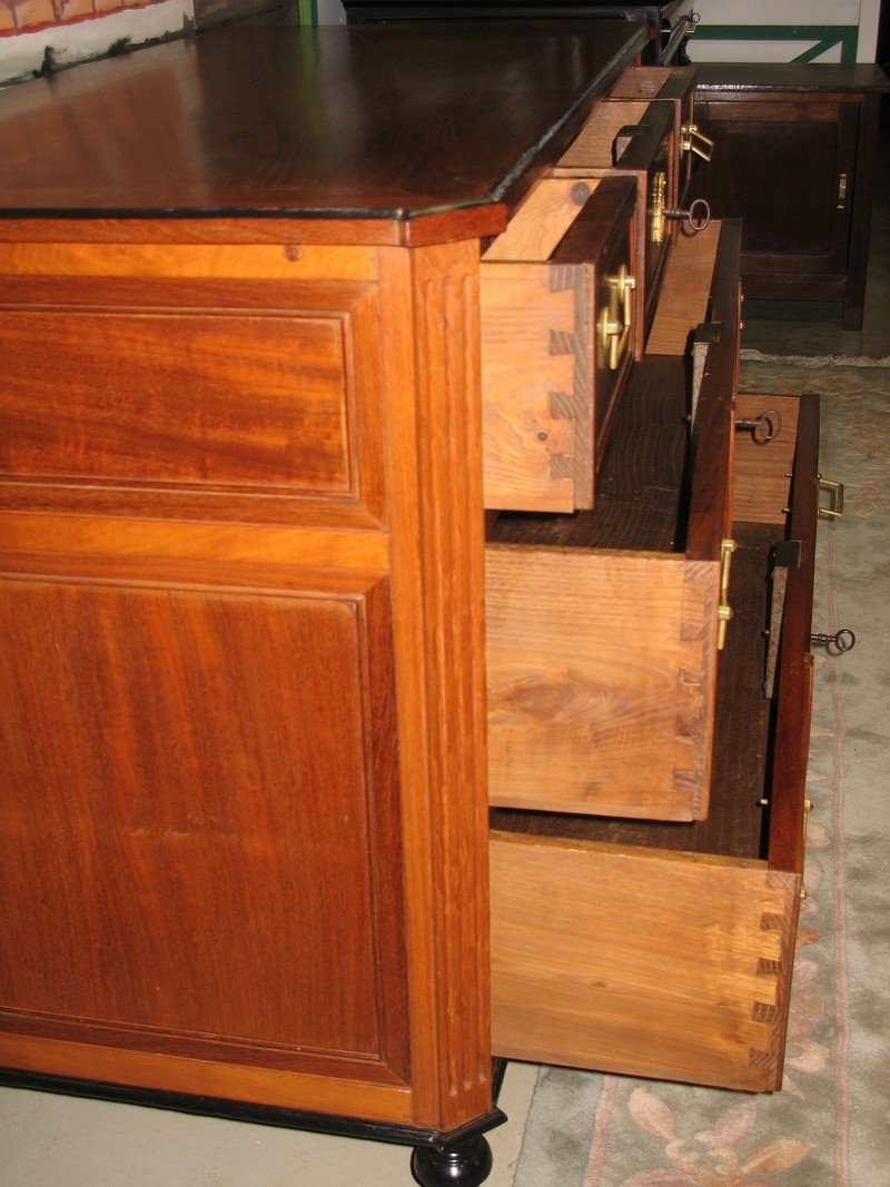 Antique Mahogany Dresser for sale at Pamono
