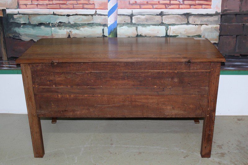 Antique Oak Chest for sale at Pamono