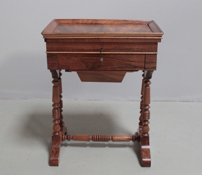 Antique Walnut Side Table for sale at Pamono