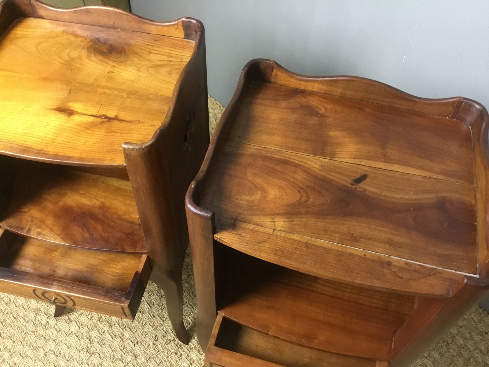 Antique Cherry Wood Nightstands, 1920s, Set of 2 for sale at Pamono